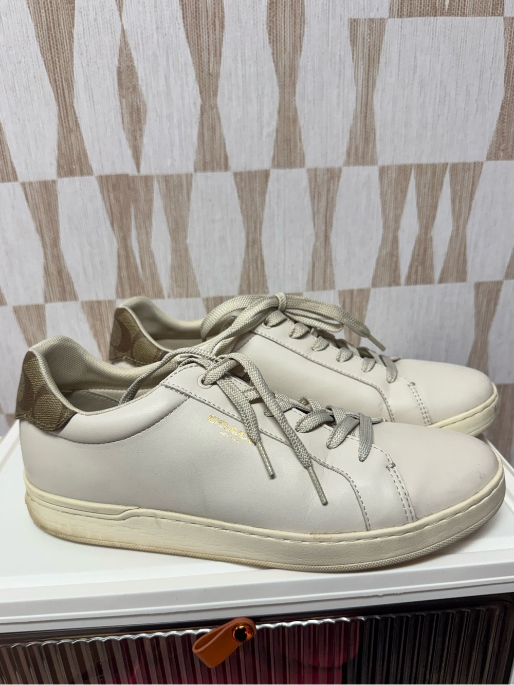 Coach clip  white leather monogram sneakers 11
